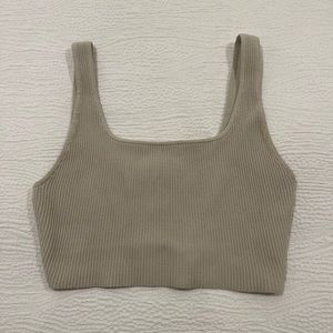 Aritzia Babaton Sculpt Knit Squareneck Cropped Tank (M)